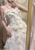 Vintage-Inspired Strapless A-Line Ruffled Wedding Dress Romantic Lace Bridal Gown TP5079