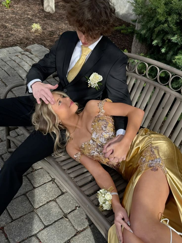 Mermaid Off The Shoulder Gold Slit Sequins Prom Dresses 18th Birthday Outfits Evening Long Dress fg8253