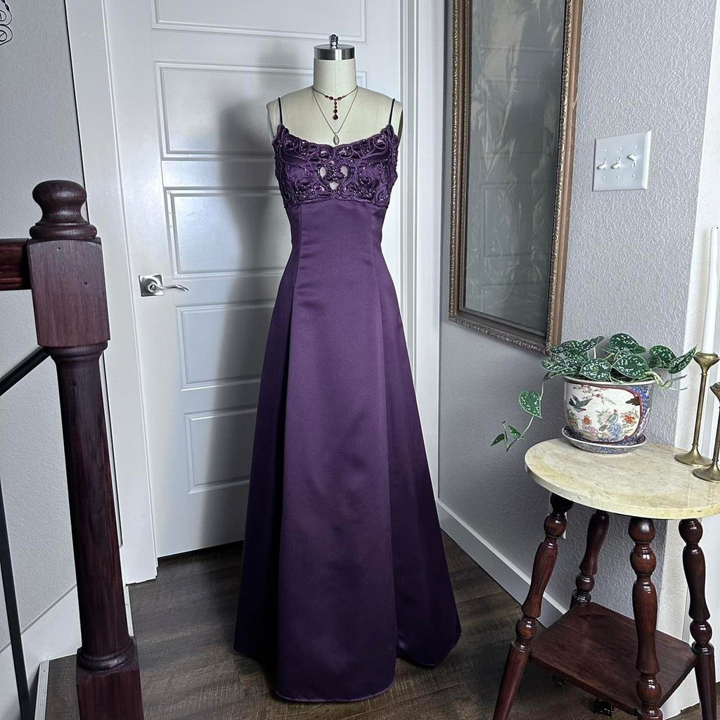 (out of stock)Purple Vintage Fashion Elegant Exquisite Beaded Long Spaghetti Strap Satin prom dress Evening Dress Party Dress gh3676