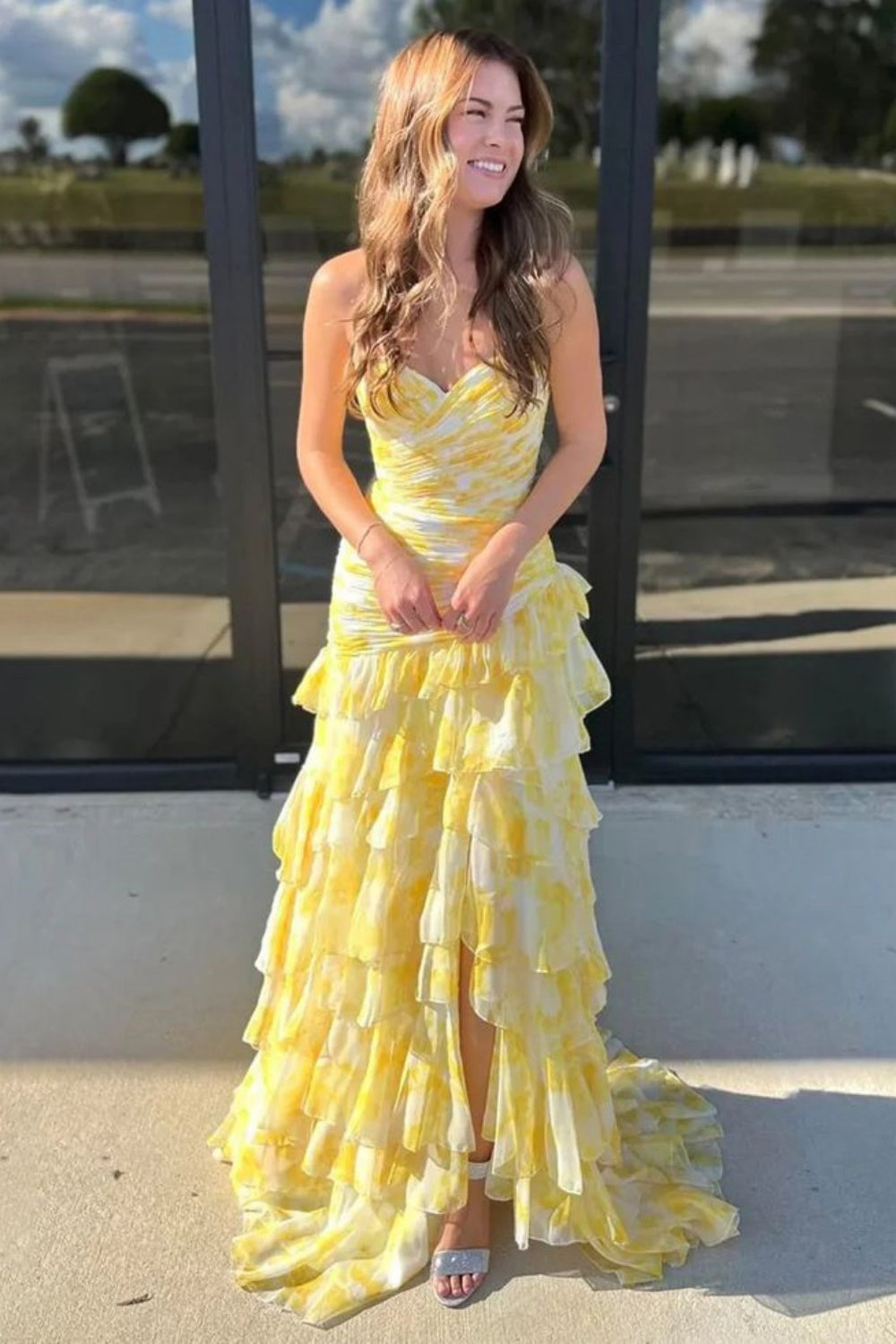 Elegant Floral Printed Tiered Long Formal Dress with Slit