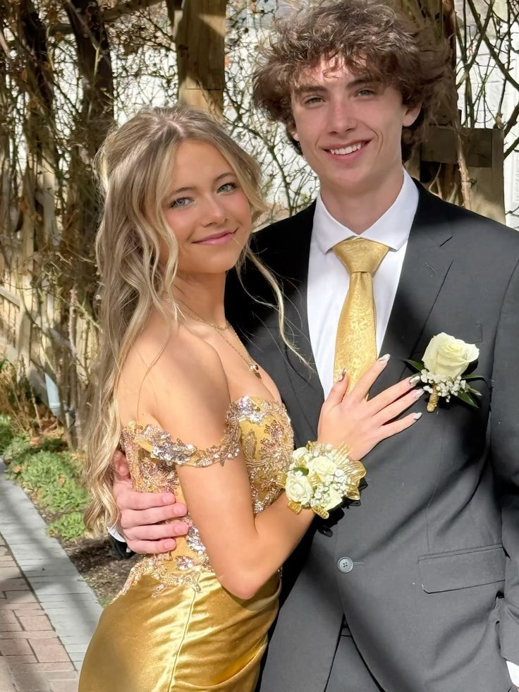 Mermaid Off The Shoulder Gold Slit Sequins Prom Dresses 18th Birthday Outfits Evening Long Dress fg8253