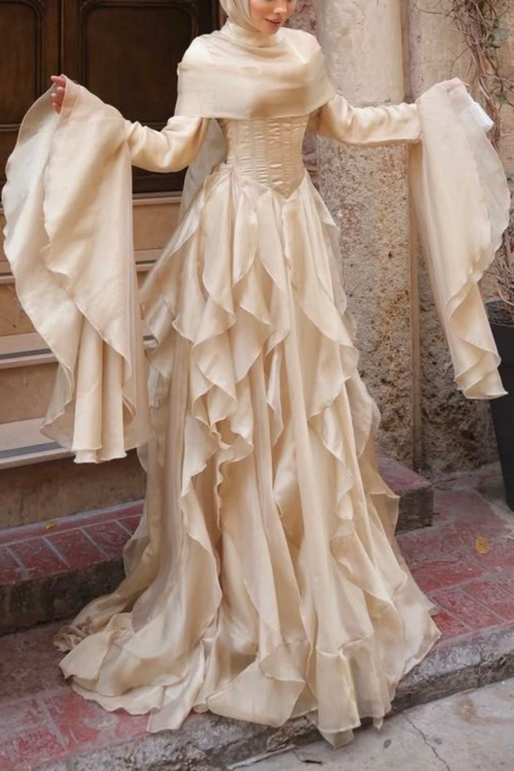 Champagne Gold Flared-Sleeve Tiered Fitted Gown gh6405