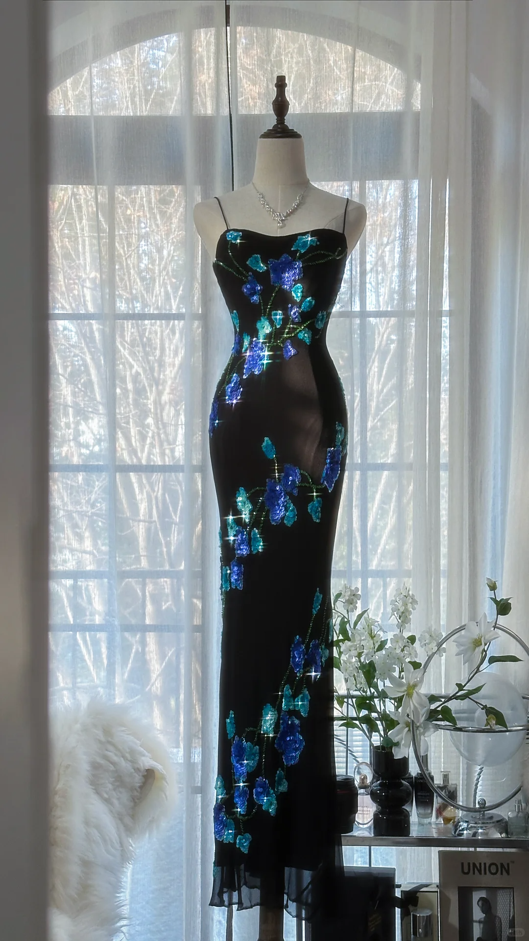 Retro Black Floral Spaghetti Strap Design Romantic Chiffon Evening Dress Prom Dress TP4010
